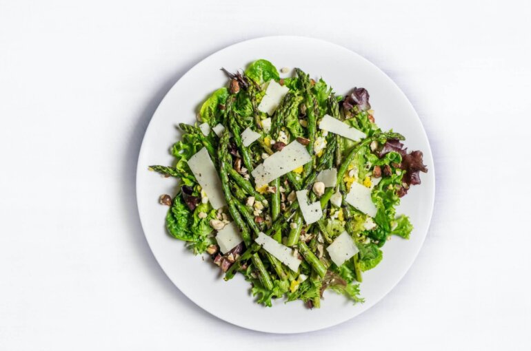 Asparagus with Tarragon Vinaigrette