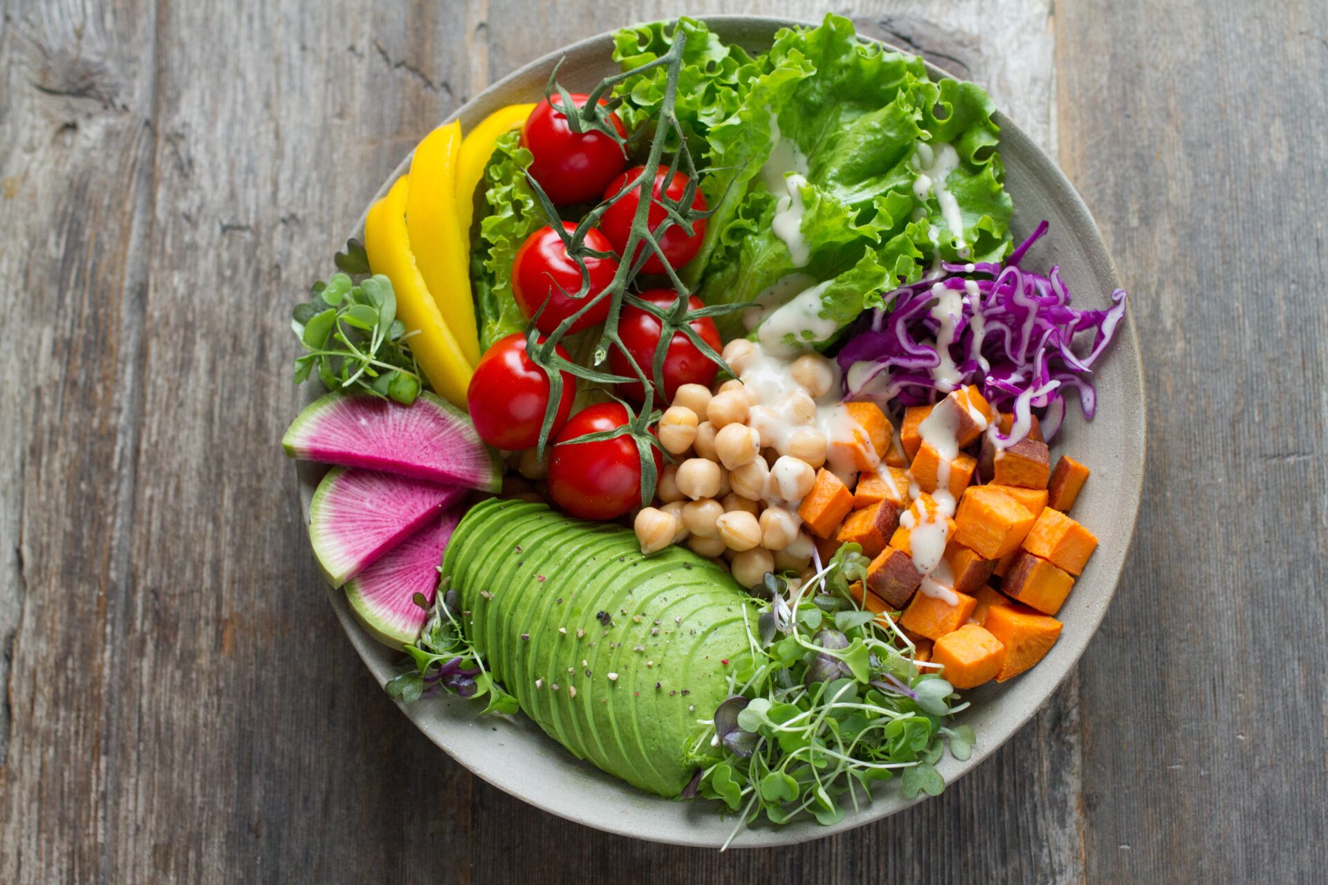 herb-garden_growgreen_salad-greens_kitchen_indoor_planter-box_salad_tomato_189.2